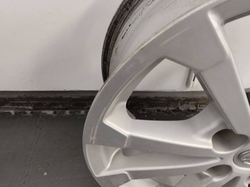 LLANTA TOYOTA VERSO 2011 1.6 16V (132 CV)