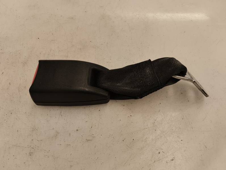 CINTURON SEGURIDAD TRASERO CENTRAL MAZDA 2 LIM 2009 1.4 D (68 CV)