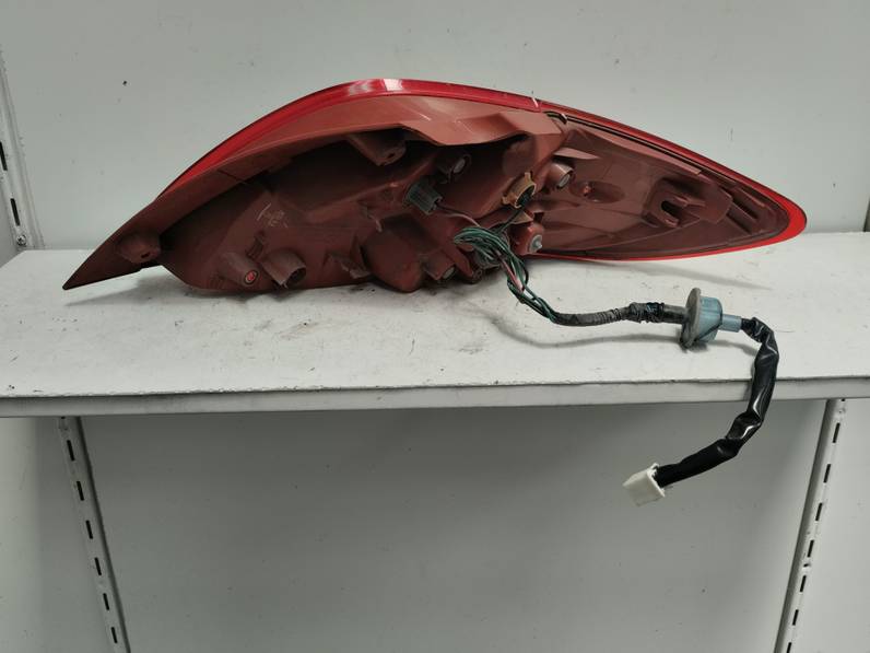 PILOTO TRASERO IZQUIERDO MAZDA 2 LIM 2009 1.4 D (68 CV)