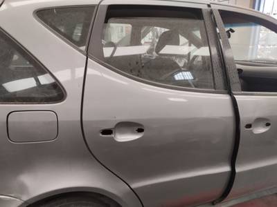 PUERTA TRASERA DERECHA MERCEDES CLASE A 1998 1.6 (102 CV)