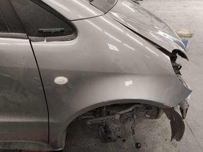 ALETA DELANTERA DERECHA MERCEDES CLASE A 1998 1.6 (102 CV)