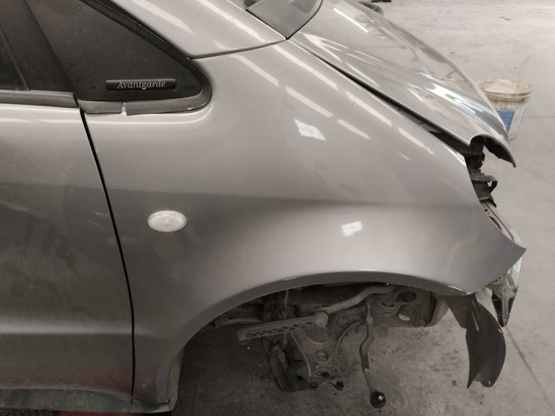 ALETA DELANTERA DERECHA MERCEDES CLASE A 1998 1.6 (102 CV)