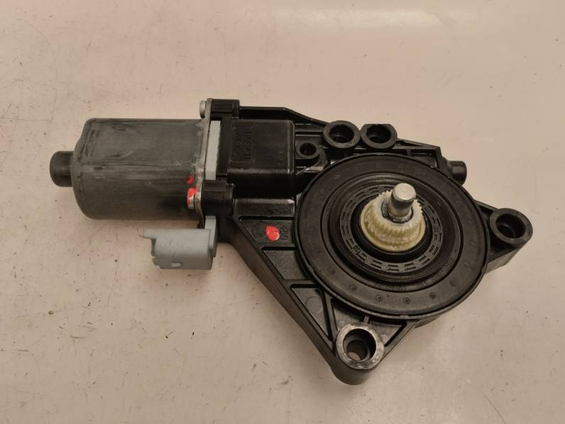 MOTOR ELEVALUNAS DELANTERO IZQUIERDO HYUNDAI I30 2009 1.4 (109 CV)