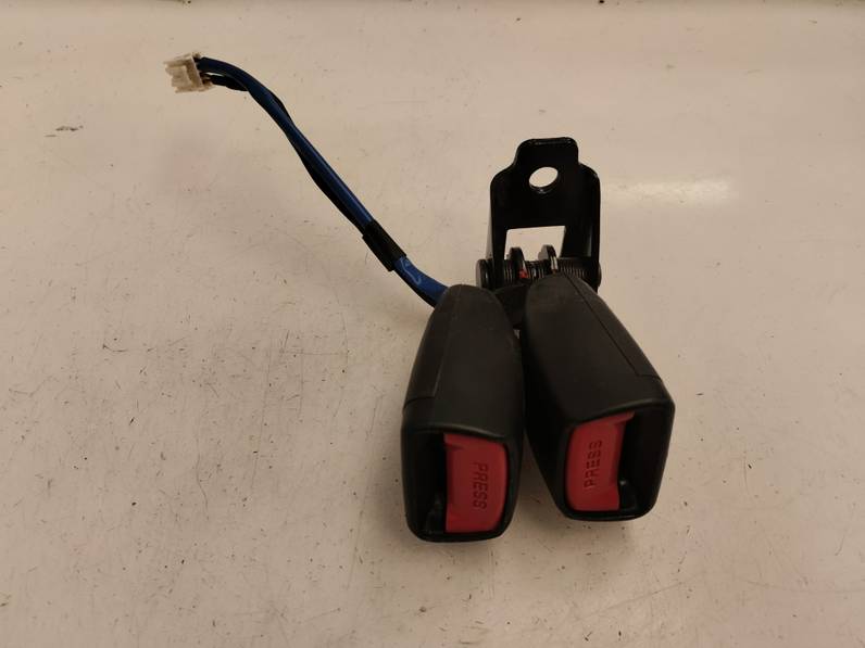 CINTURON SEGURIDAD TRASERO IZQUIERDO HYUNDAI I30 2009 1.4 (109 CV)