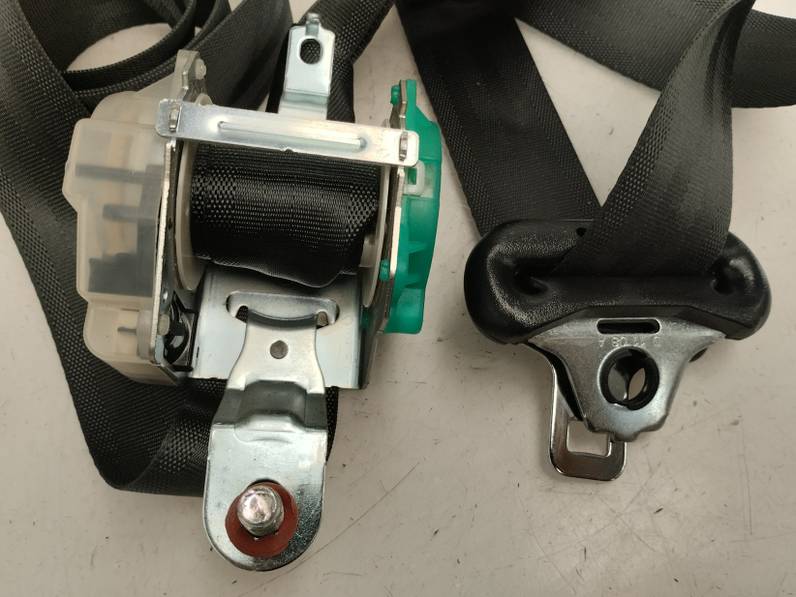 CINTURON SEGURIDAD TRASERO DERECHO HYUNDAI I30 2009 1.4 (109 CV)