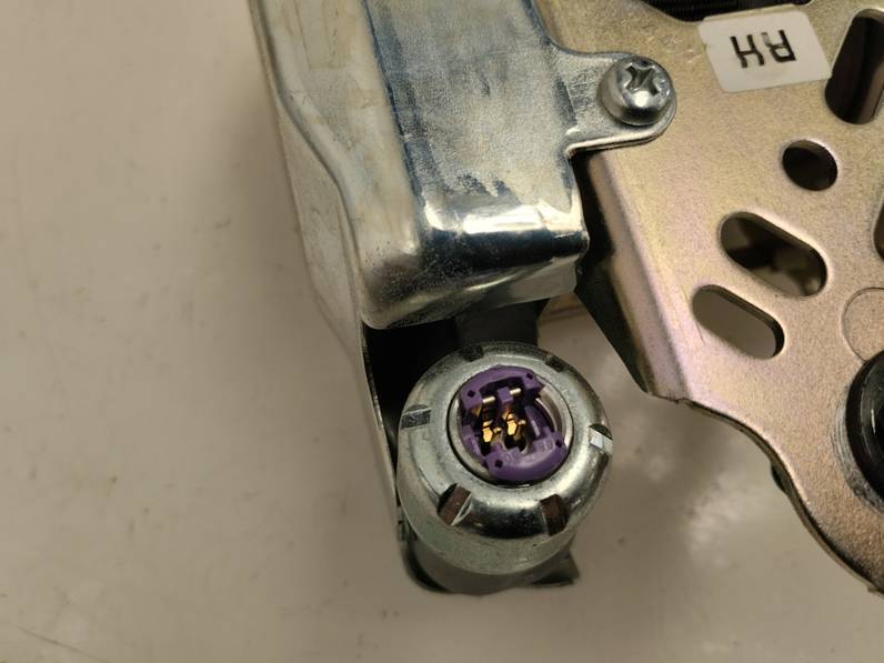 CINTURON SEGURIDAD DELANTERO DERECHO HYUNDAI I30 2009 1.4 (109 CV)