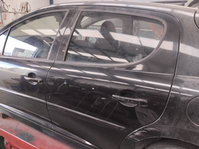 PUERTA TRASERA IZQUIERDA PEUGEOT 207 2006 1.6 HDI (109 CV)
