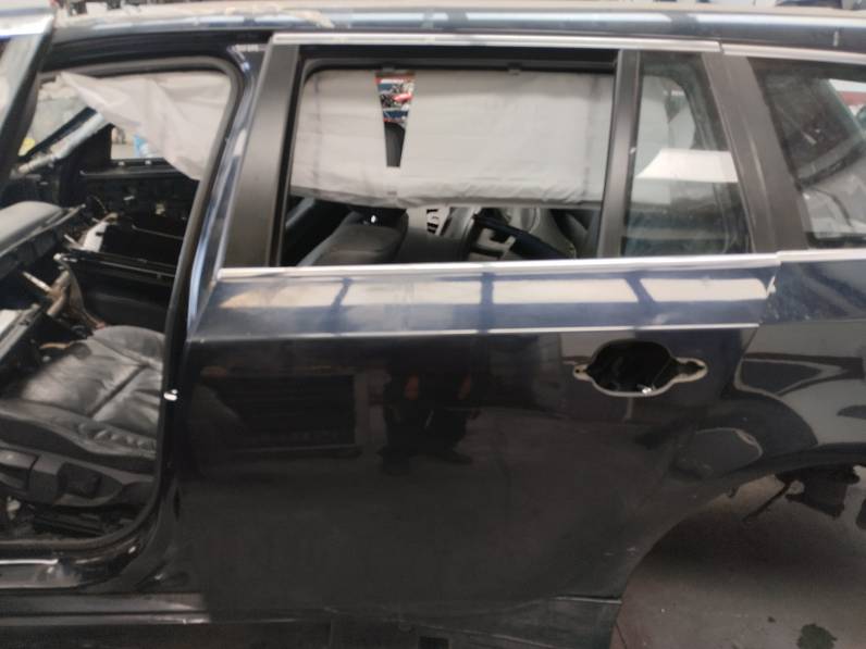 PUERTA TRASERA IZQUIERDA BMW SERIE 5 TOURING 2004 2.5 24V (192 CV)