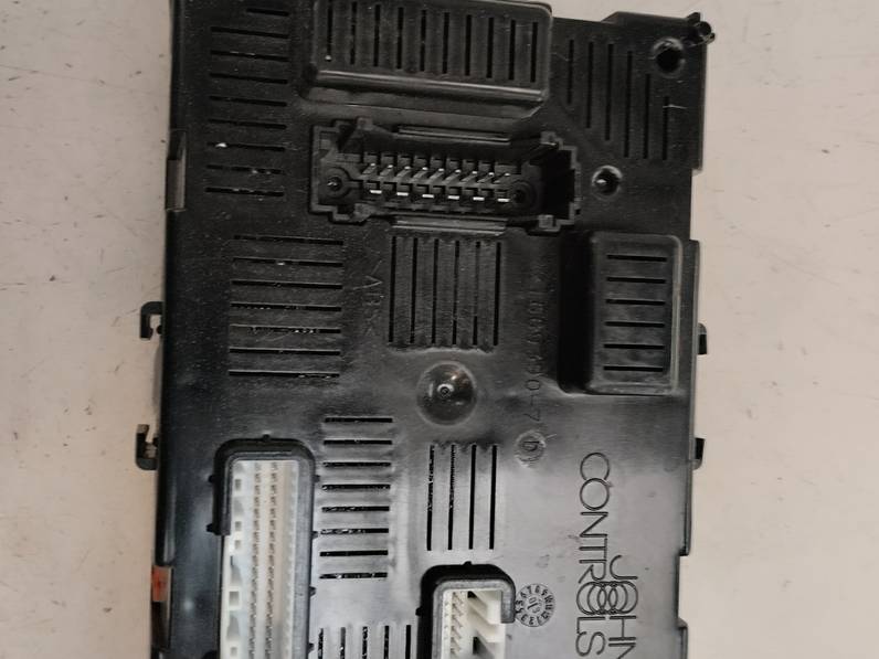 CAJA RELES FUSIBLES NISSAN MICRA 2010 1.2 (80 CV)