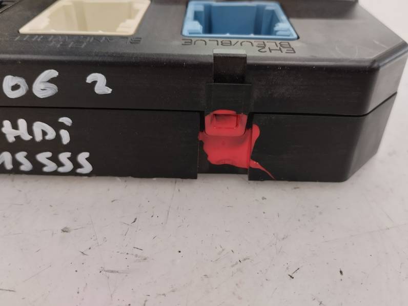 CAJA RELES FUSIBLES PEUGEOT 207 2006 1.6 HDI (109 CV)