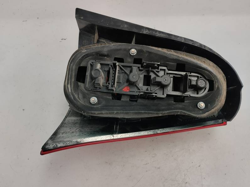 PILOTO TRASERO IZQUIERDO MERCEDES CLASE A 1998 1.6 (102 CV)