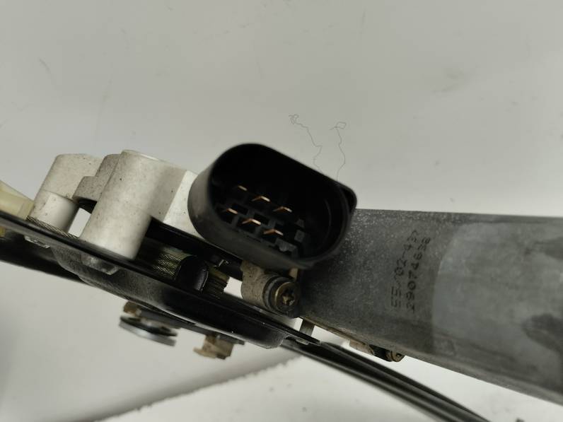 ELEVALUNAS TRASERO IZQUIERDO BMW SERIE 5 TOURING 2004 2.5 24V (192 CV)