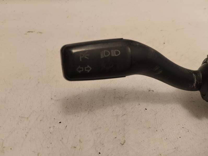 MANDO INTERMITENTES AUDI A4 BERLINA 2006 2.0 TDI (140 CV)