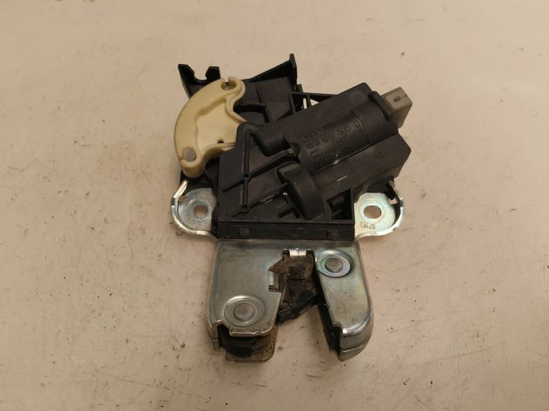 CERRADURA MALETERO PORTON AUDI A4 BERLINA 2006 2.0 TDI (140 CV)