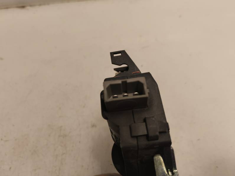 CERRADURA MALETERO PORTON AUDI A4 BERLINA 2006 2.0 TDI (140 CV)