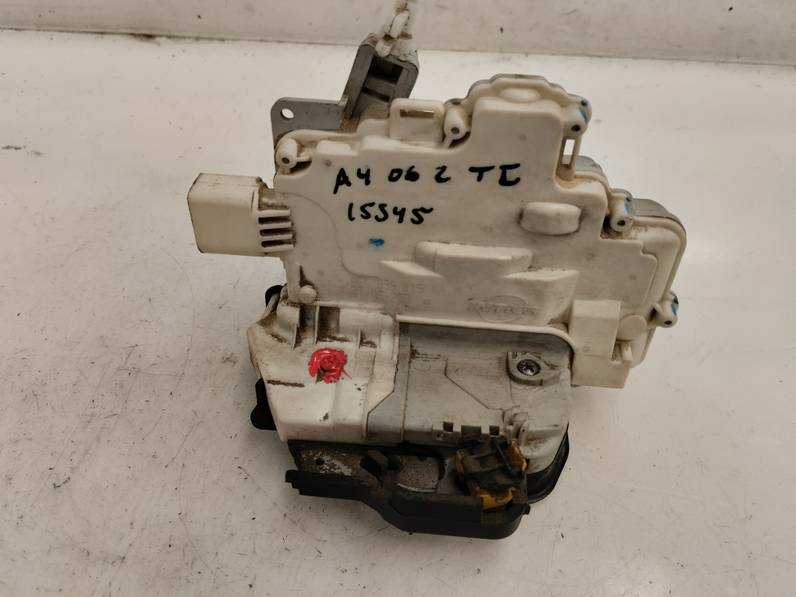 CERRADURA PUERTA TRASERA IZQUIERDA AUDI A4 BERLINA 2006 2.0 TDI (140 CV)