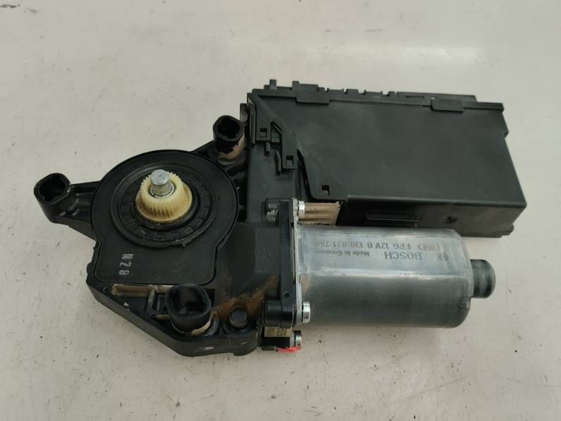 MOTOR ELEVALUNAS TRASERO DERECHO AUDI A4 BERLINA 2006 2.0 TDI (140 CV)