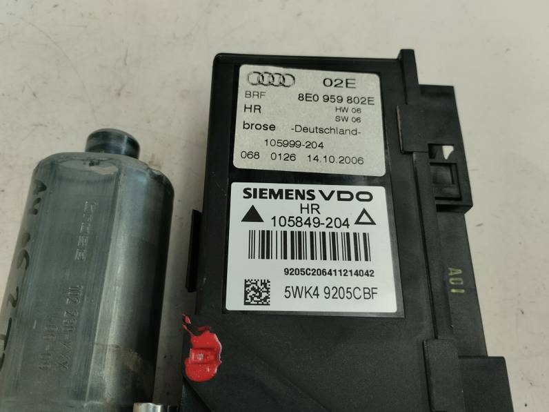 MOTOR ELEVALUNAS TRASERO DERECHO AUDI A4 BERLINA 2006 2.0 TDI (140 CV)