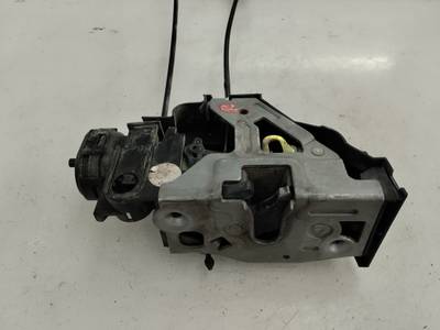 CERRADURA PUERTA TRASERA DERECHA MERCEDES CLASE A 1998 1.6 (102 CV)