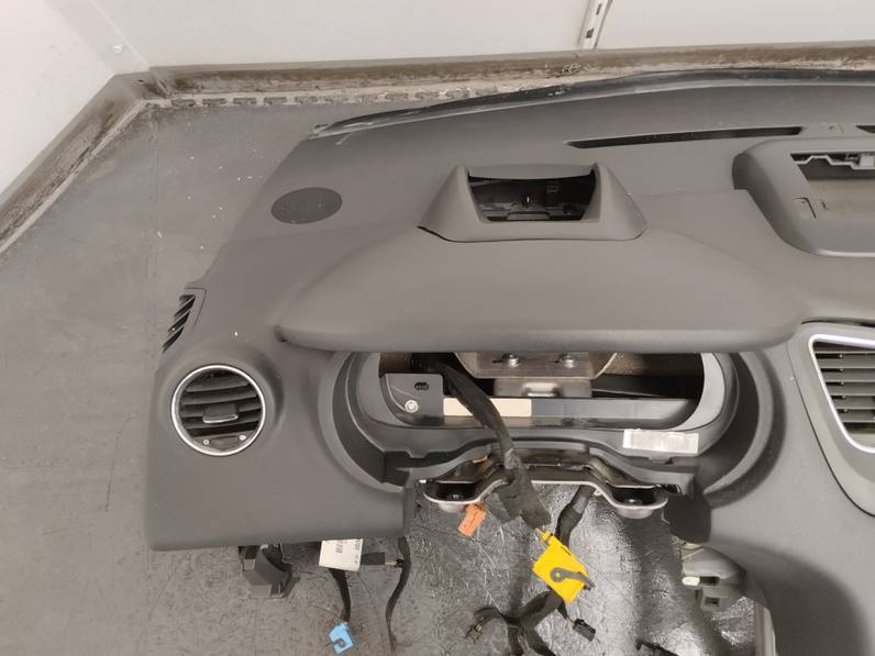 SALPICADERO PEUGEOT 5008 2010 1.6 HDI FAP (109 CV)