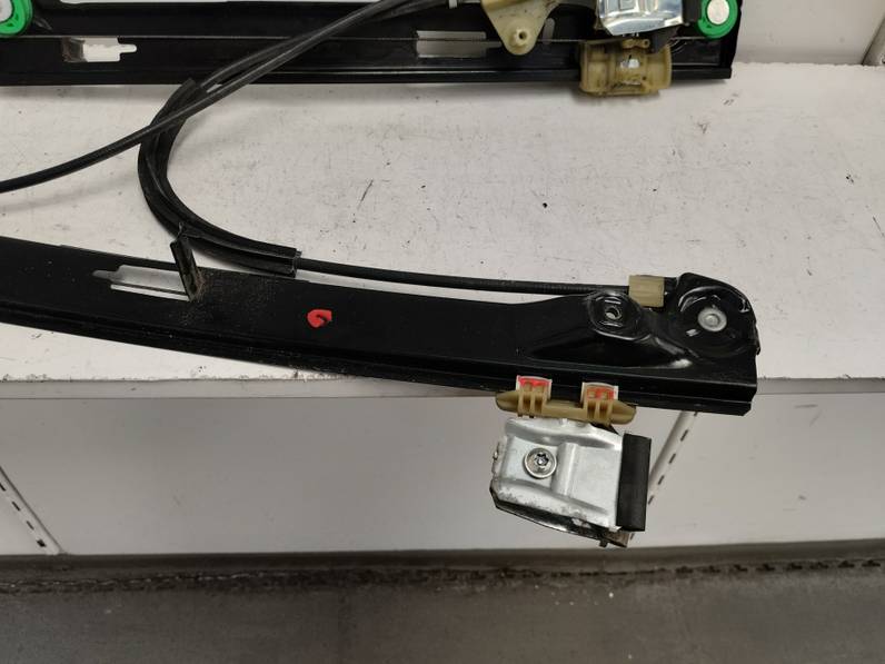 ELEVALUNAS DELANTERO DERECHO SEAT LEON 2009 1.9 TDI (90 CV)