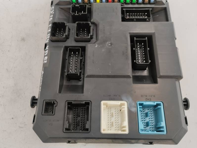 CAJA RELES FUSIBLES CITROEN C3 2016 1.2 12V VTI (82 CV)