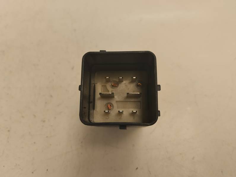 CAJA PRECALENTAMIENTO PEUGEOT 5008 2010 1.6 HDI FAP (109 CV)