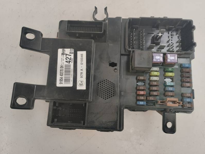 CAJA RELES FUSIBLES KIA CARNIVAL 2007 2.9 CRDI (185 CV)