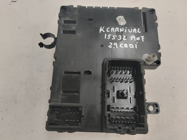 CAJA RELES FUSIBLES KIA CARNIVAL 2007 2.9 CRDI (185 CV)