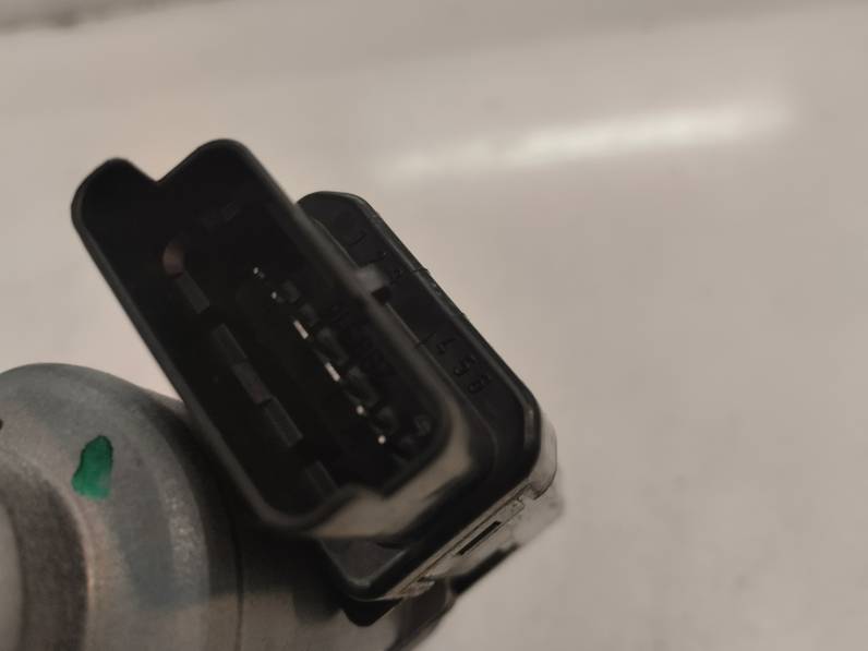 MOTOR ELEVALUNAS DELANTERO IZQUIERDO KIA CEE D 2009 1.6 CRDI (116 CV)