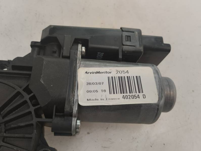 MOTOR ELEVALUNAS DELANTERO DERECHO KIA CEE D 2009 1.6 CRDI (116 CV)