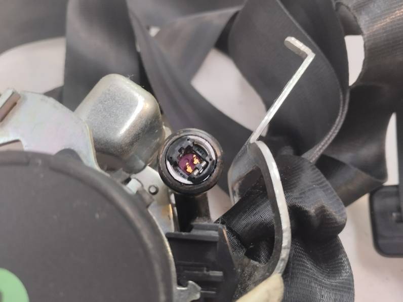 CINTURON SEGURIDAD DELANTERO DERECHO KIA CEE D 2009 1.6 CRDI (116 CV)