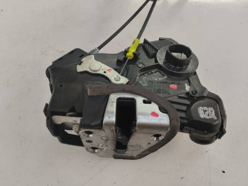 CERRADURA PUERTA DELANTERA DERECHA TOYOTA COROLLA 2006 1.6 16V (110 CV)