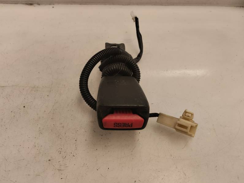 CINTURON SEGURIDAD DELANTERO DERECHO TOYOTA COROLLA 2006 1.6 16V (110 CV)