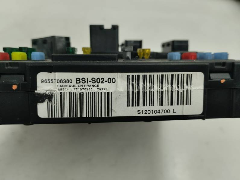 CAJA RELES FUSIBLES PEUGEOT 407 SW 2005 2.0 16V HDI FAP (136 CV)