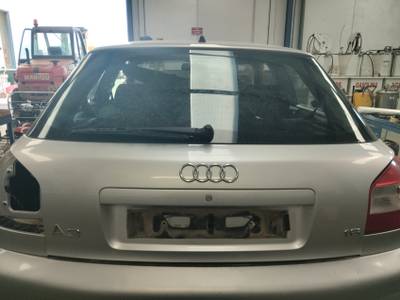 PORTON TRASERO AUDI A3 2000 1.6 (102 CV)