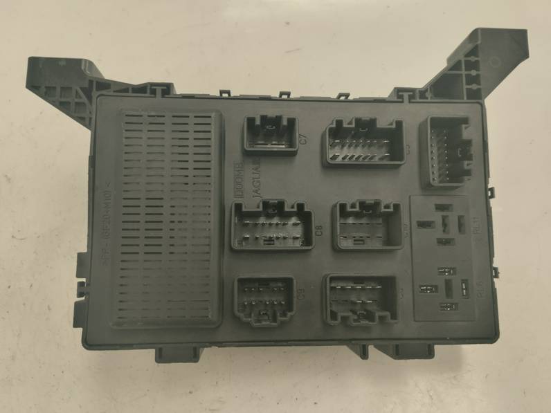 CAJA RELES FUSIBLES JAGUAR X TYPE 2006 3.0 V6 24V (230 CV)