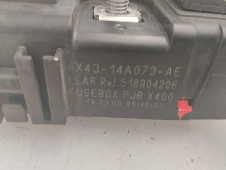 CAJA RELES FUSIBLES JAGUAR X TYPE 2006 3.0 V6 24V (230 CV)