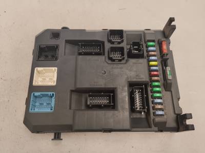 CAJA RELES FUSIBLES CITROEN C3 2012 1.4 HDI (68 CV)