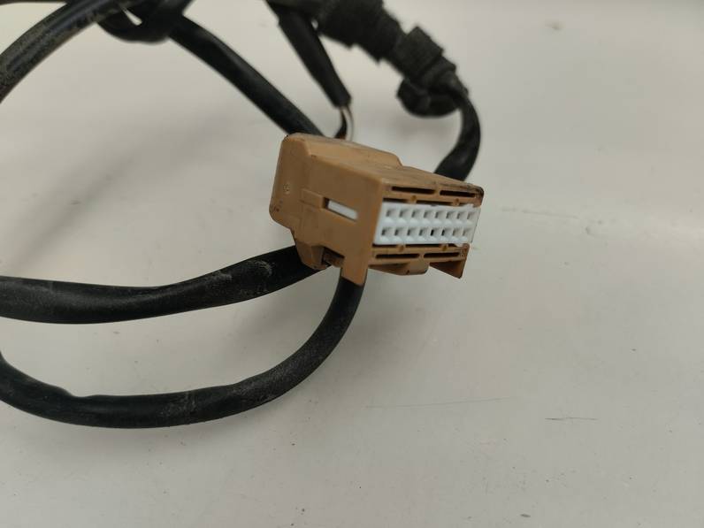 RETROVISOR DERECHO AUDI A4 AVANT 2005 2.0 TDI (140 CV)