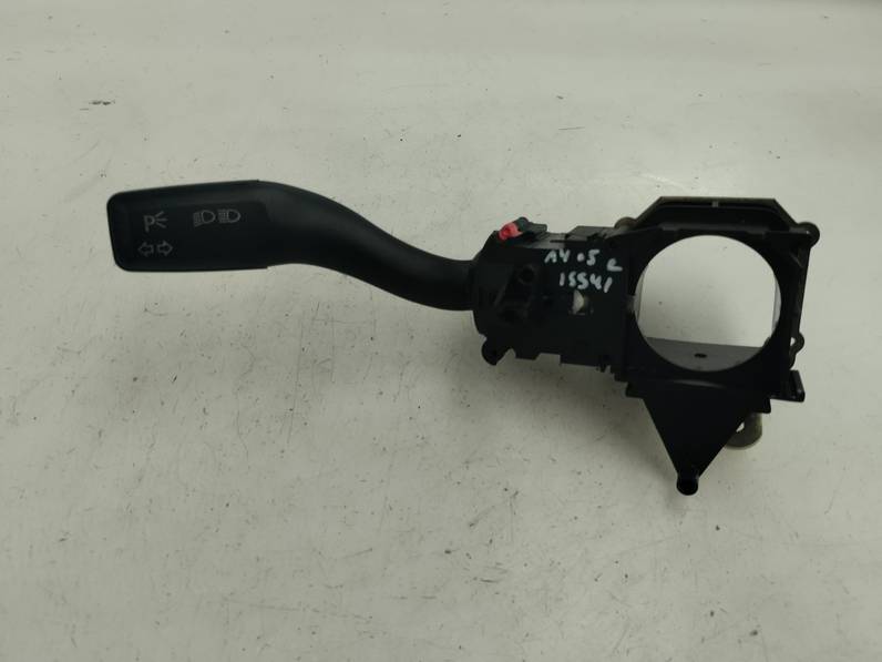 MANDO INTERMITENTES AUDI A4 AVANT 2005 2.0 TDI (140 CV)