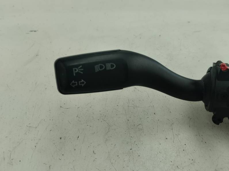 MANDO INTERMITENTES AUDI A4 AVANT 2005 2.0 TDI (140 CV)