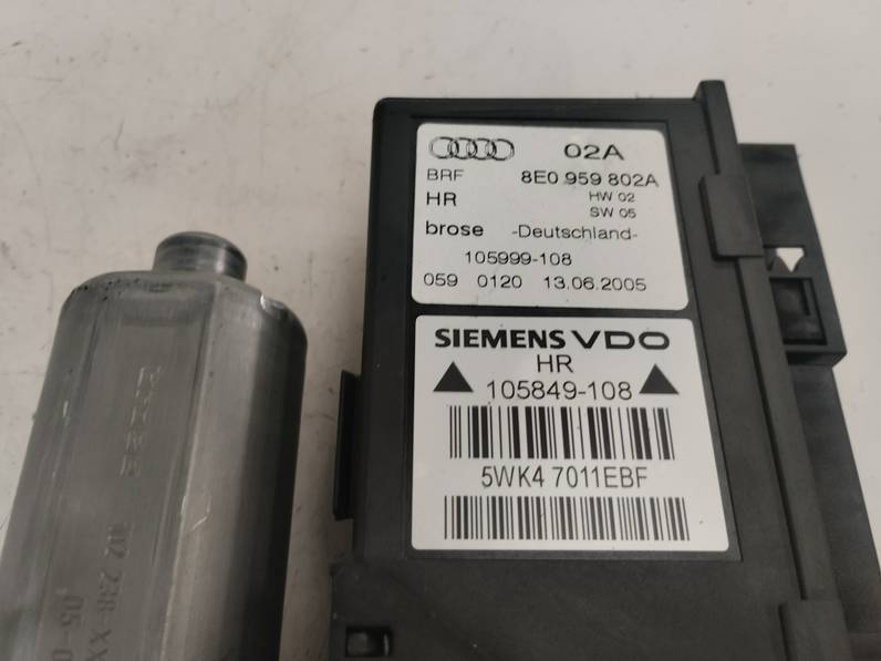 MOTOR ELEVALUNAS TRASERO DERECHO AUDI A4 AVANT 2005 2.0 TDI (140 CV)