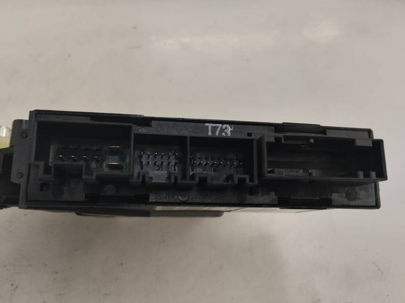 MOTOR ELEVALUNAS TRASERO IZQUIERDO AUDI A4 AVANT 2005 2.0 TDI (140 CV)