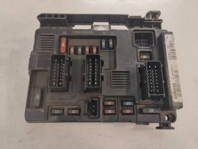 CAJA RELES FUSIBLES CITROEN C3 2002 1.4 HDI (68 CV)