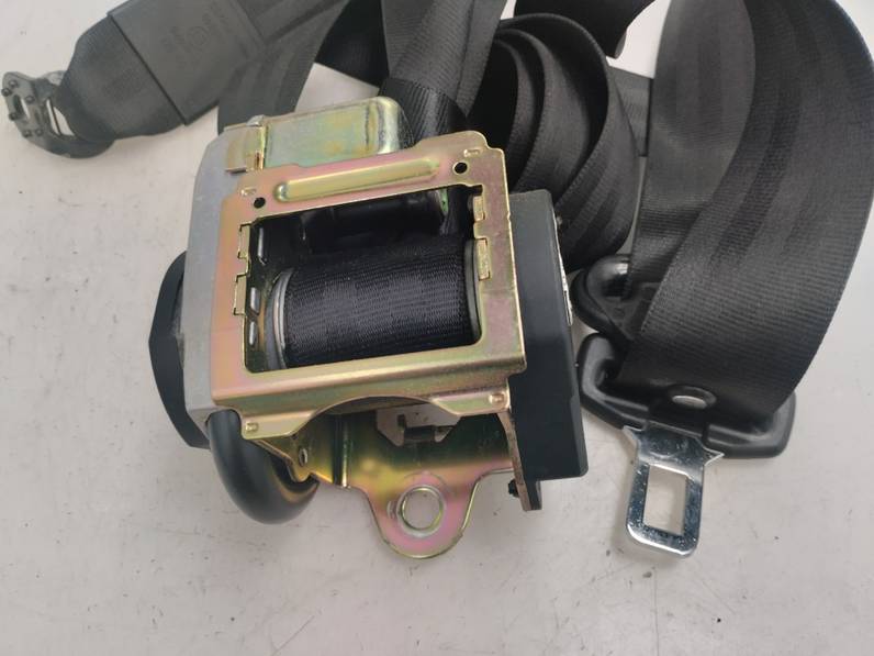 CINTURON SEGURIDAD DELANTERO DERECHO AUDI A6 BERLINA 2003 1.9 TDI (131 CV)