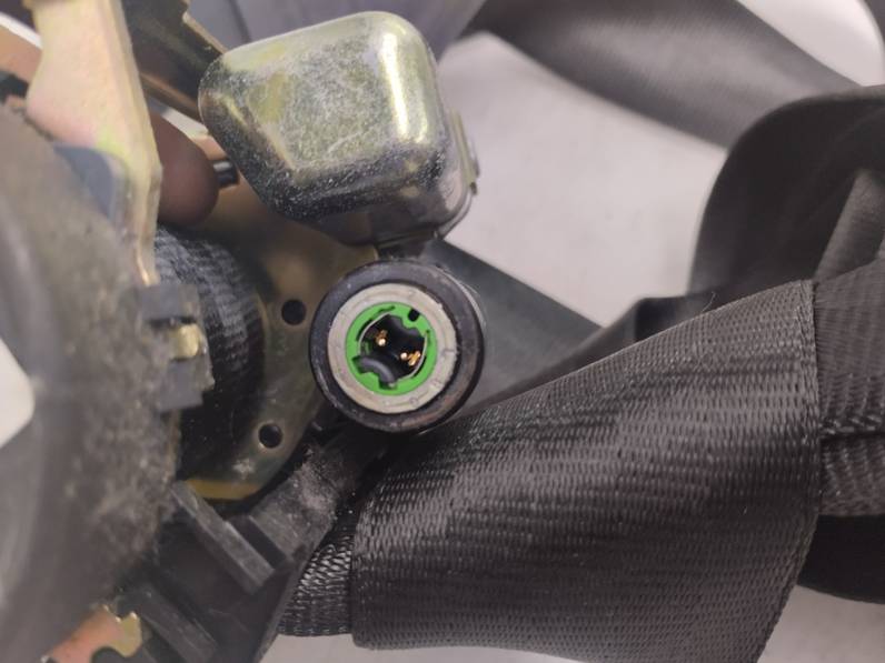 CINTURON SEGURIDAD DELANTERO DERECHO AUDI A6 BERLINA 2003 1.9 TDI (131 CV)