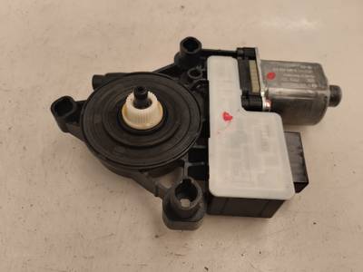 MOTOR ELEVALUNAS TRASERO IZQUIERDO SEAT ARONA 2018 1.6 TDI (95 CV)