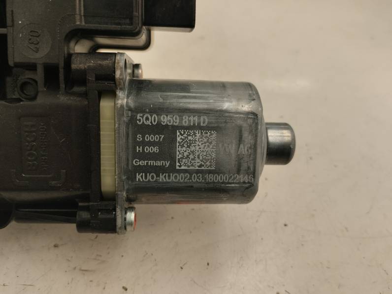 MOTOR ELEVALUNAS TRASERO IZQUIERDO SEAT ARONA 2018 1.6 TDI (95 CV)