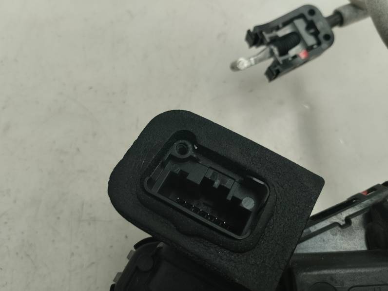 CERRADURA PUERTA DELANTERA IZQUIERDA SEAT ARONA 2018 1.6 TDI (95 CV)